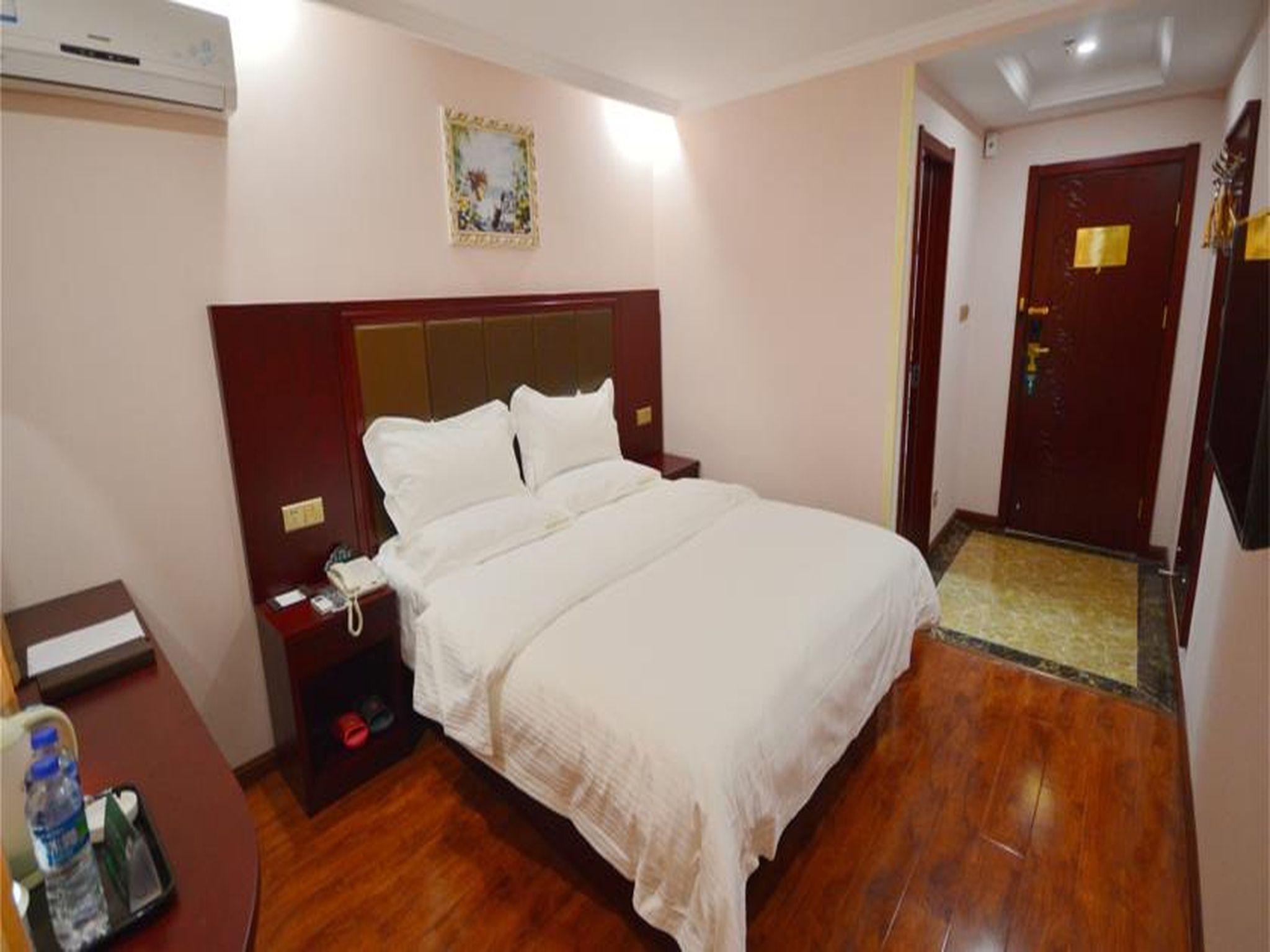 Greentree Inn Bole Wanxianghui Express Hotel Ngoại thất bức ảnh