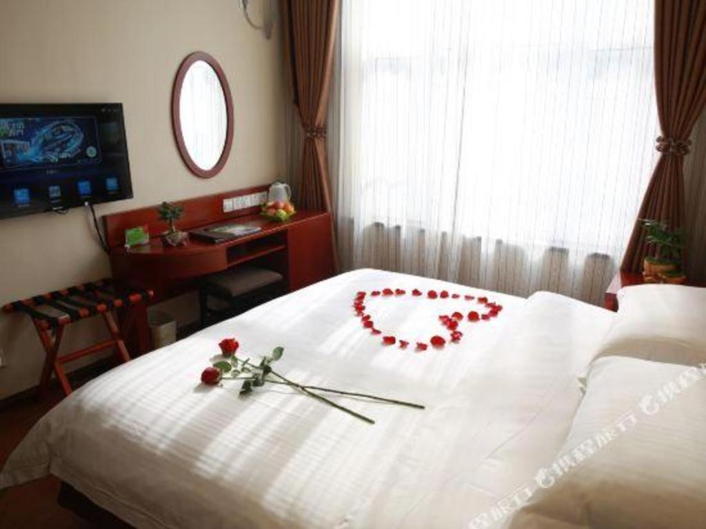 Greentree Inn Bole Wanxianghui Express Hotel Ngoại thất bức ảnh