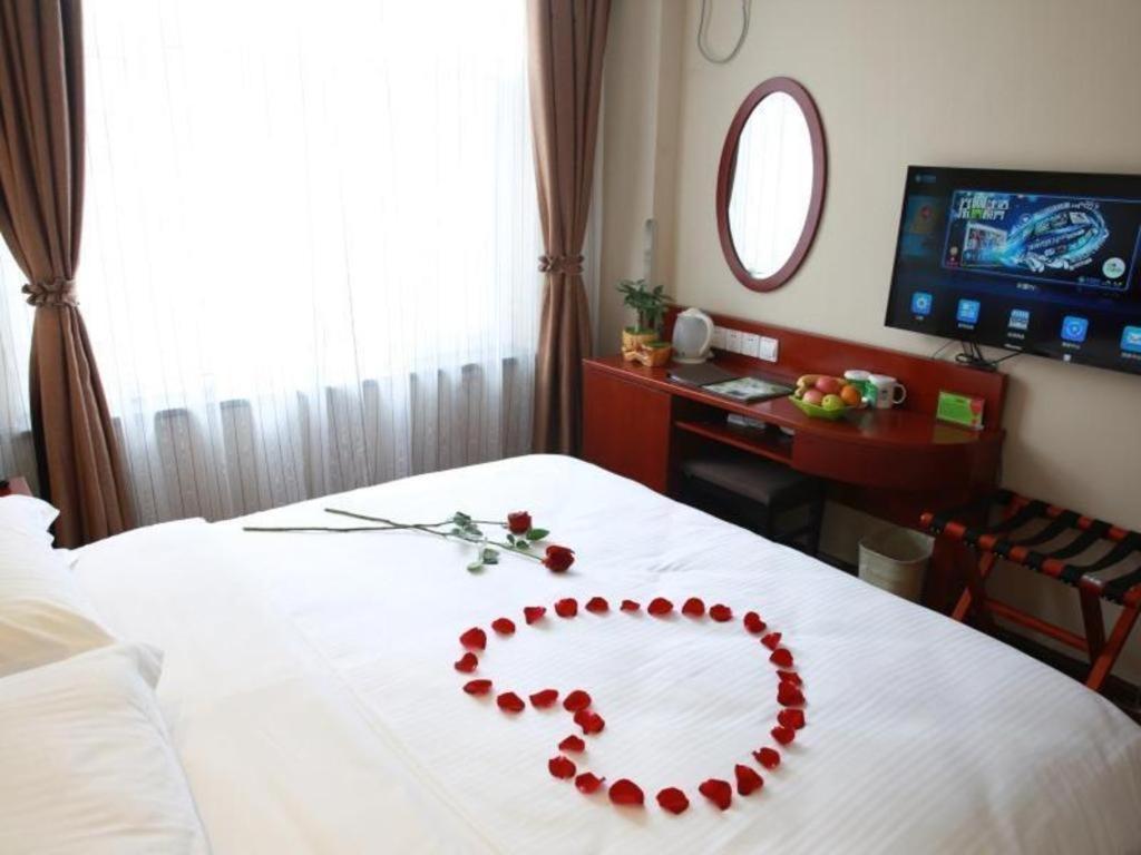 Greentree Inn Bole Wanxianghui Express Hotel Ngoại thất bức ảnh