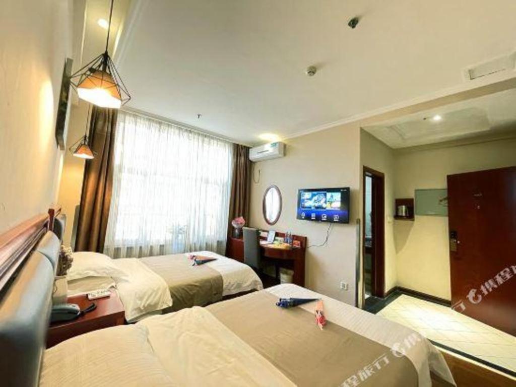Greentree Inn Bole Wanxianghui Express Hotel Ngoại thất bức ảnh