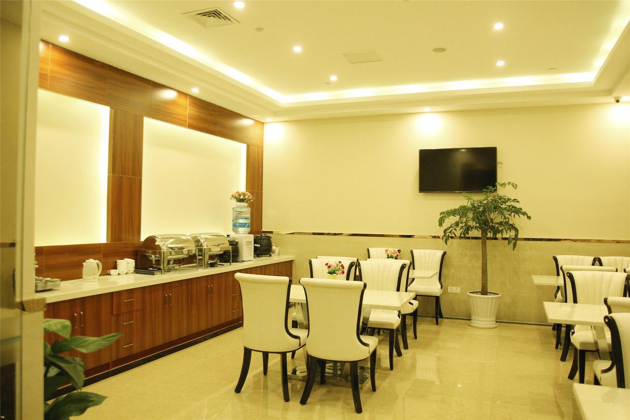 Greentree Inn Bole Wanxianghui Express Hotel Ngoại thất bức ảnh