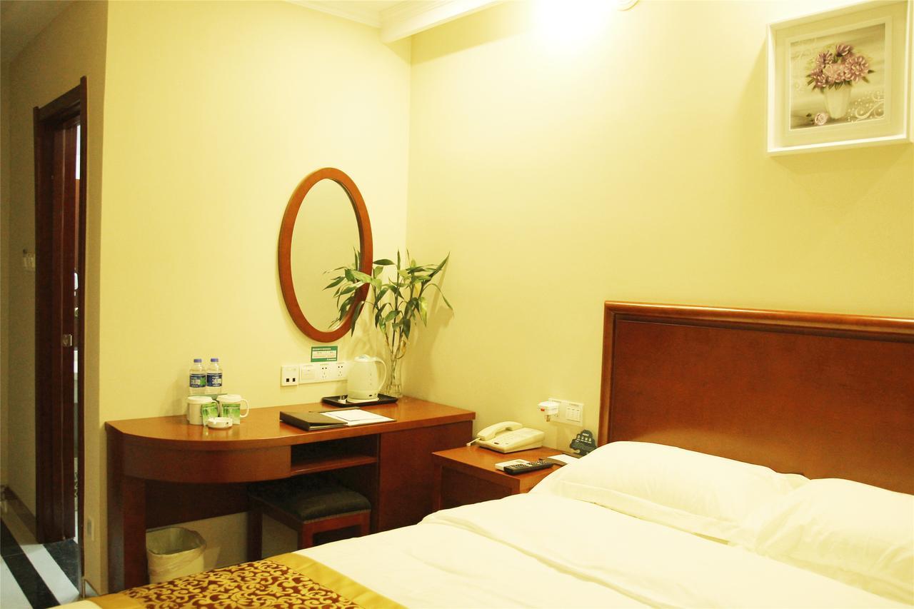 Greentree Inn Bole Wanxianghui Express Hotel Ngoại thất bức ảnh