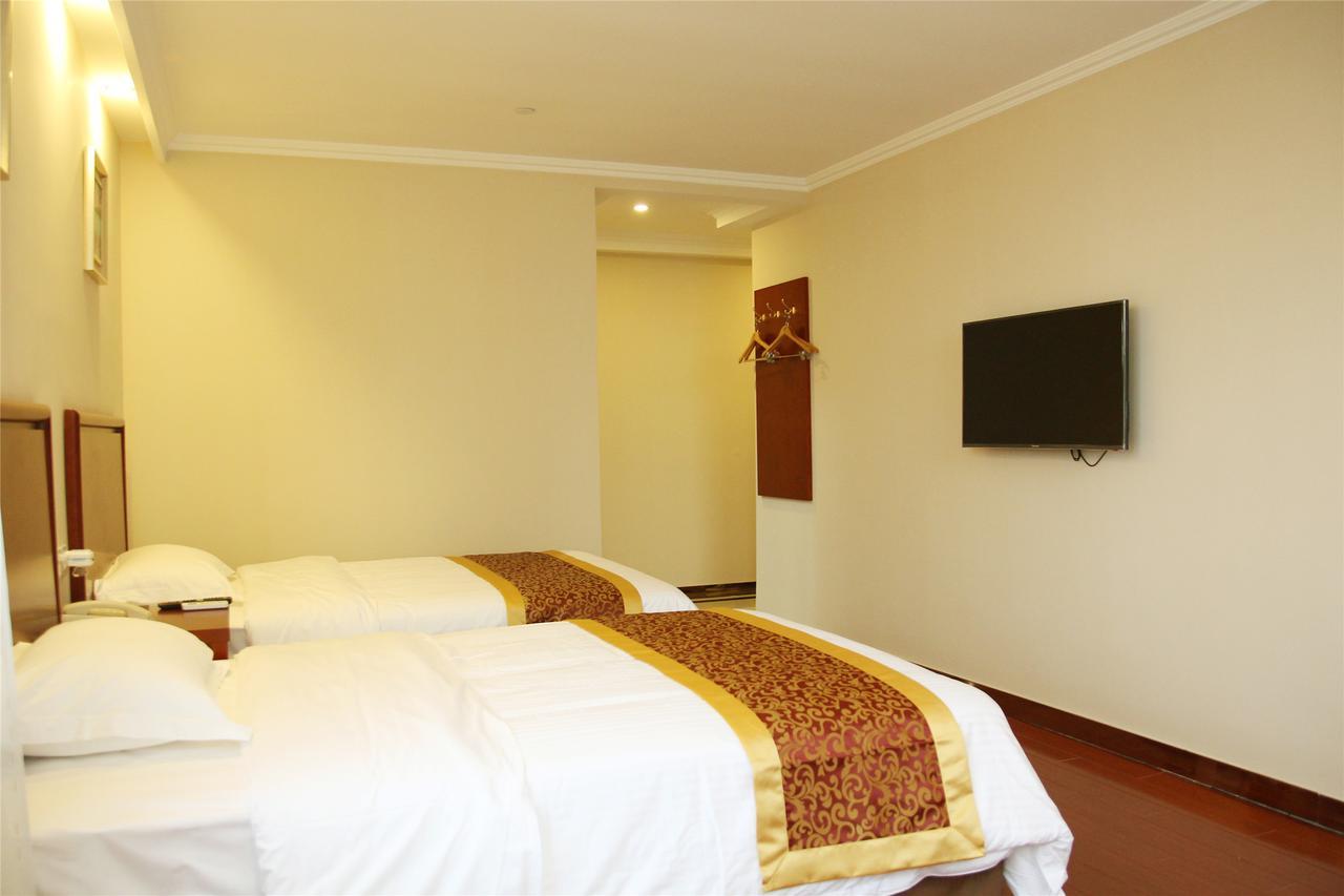 Greentree Inn Bole Wanxianghui Express Hotel Ngoại thất bức ảnh